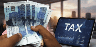 Pakistan fiscal surplus