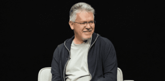 Apple AI Leadership Change